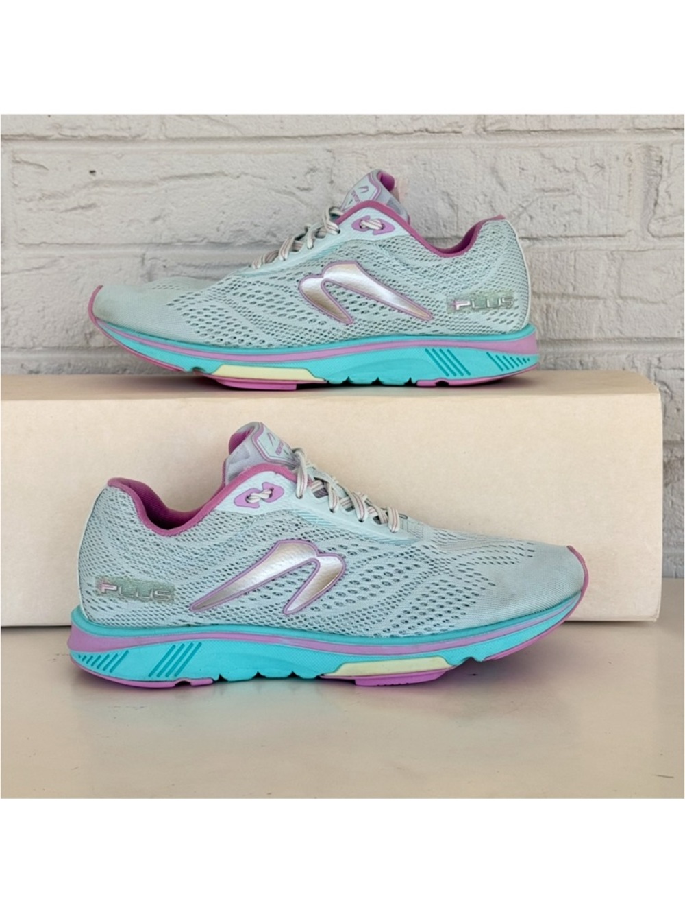 Newton Running Gravity+ Athletic Sneakers Women's 9